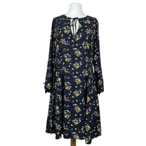Torrid Long Sleeve Dress Size 1X Floral - Picture 1 of 11